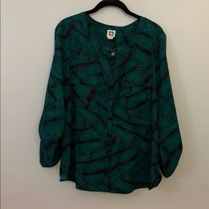 Anne Klein Green and Black Button Up Blouse